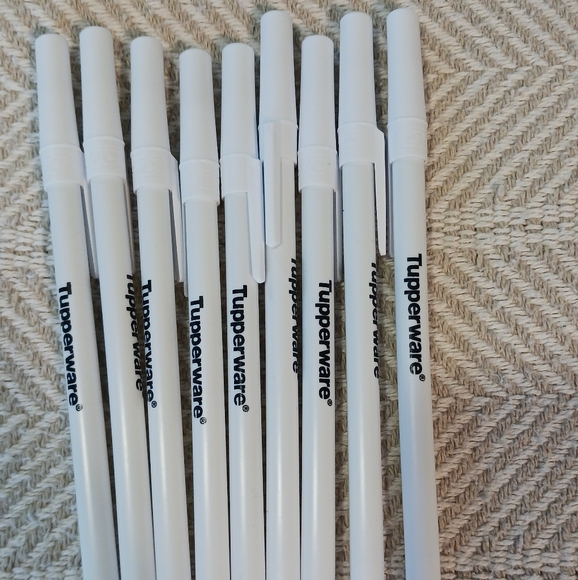 9 Tupperware Ink Pens With Caps - Picture 3 of 3